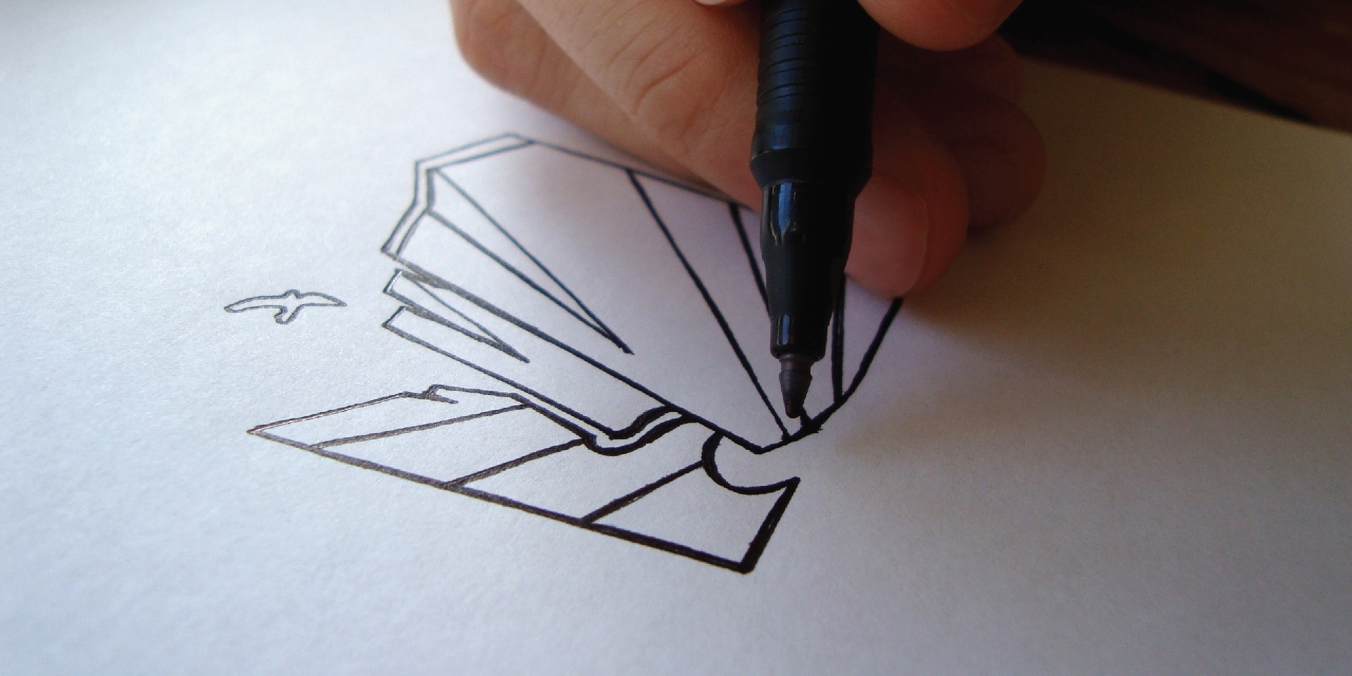 Cheddar Gorge & Caves logo drawing